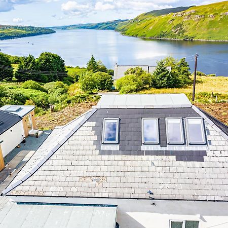Luxury 4 Bedroom Cottage With Stunning Views Near Fairy Pools! Карбост Екстер'єр фото