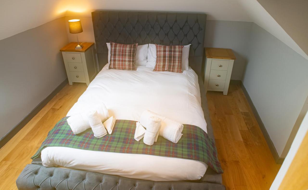 Luxury 4 Bedroom Cottage With Stunning Views Near Fairy Pools! Карбост Екстер'єр фото