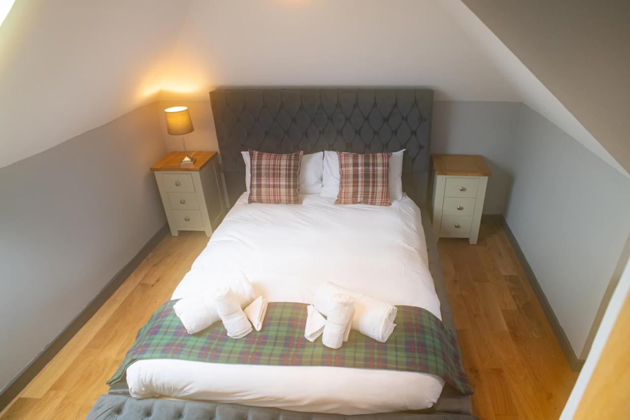 Luxury 4 Bedroom Cottage With Stunning Views Near Fairy Pools! Карбост Екстер'єр фото