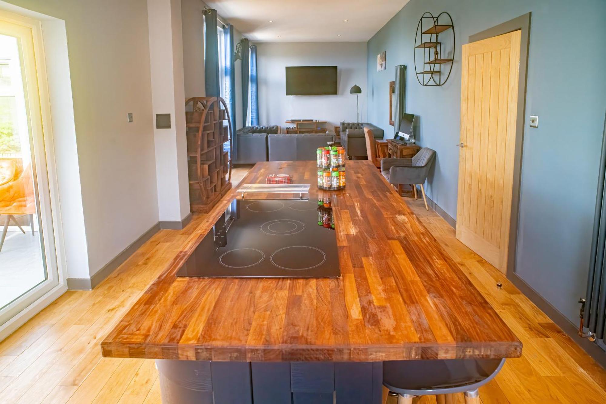 Luxury 4 Bedroom Cottage With Stunning Views Near Fairy Pools! Карбост Екстер'єр фото