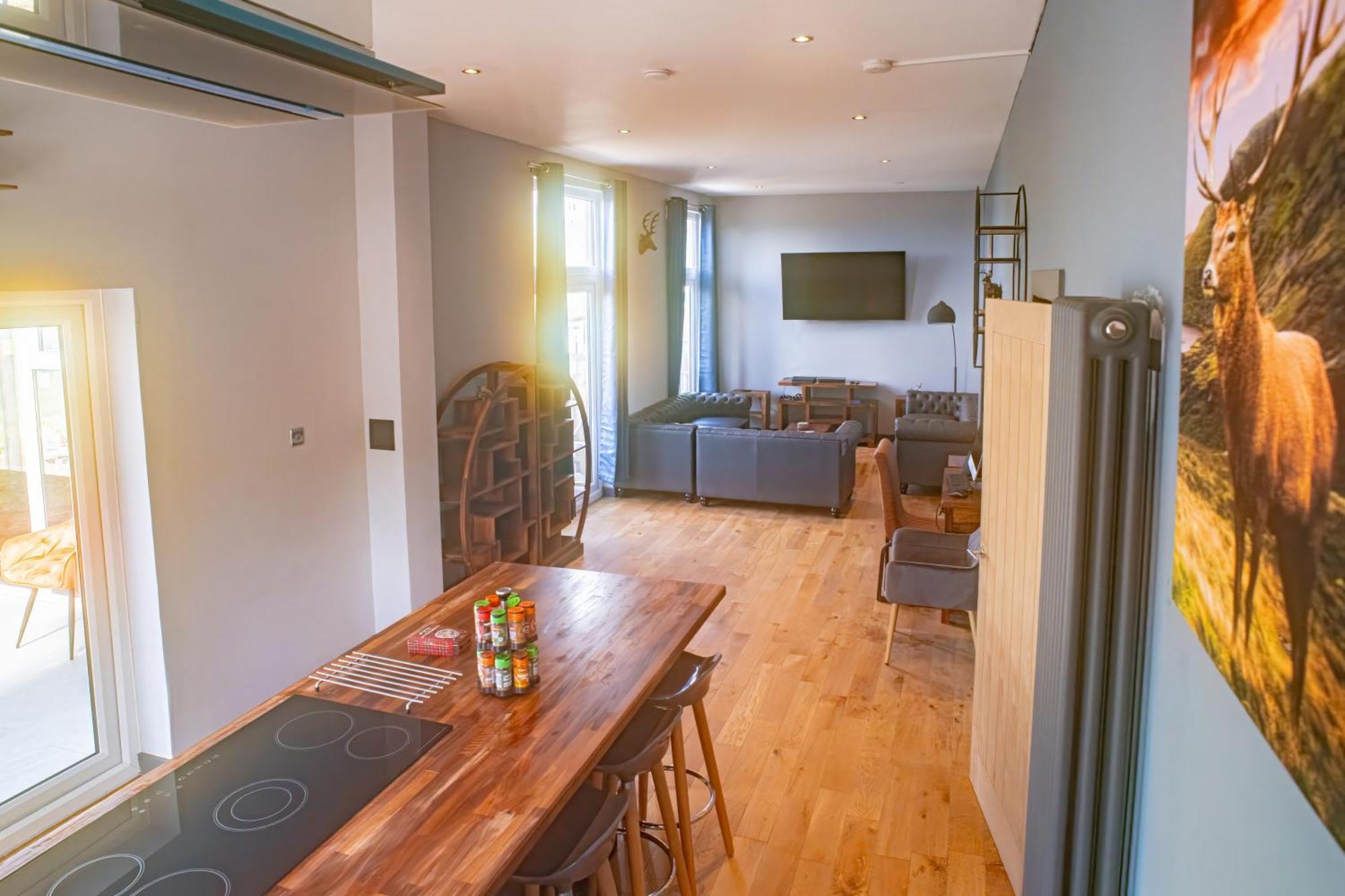 Luxury 4 Bedroom Cottage With Stunning Views Near Fairy Pools! Карбост Екстер'єр фото
