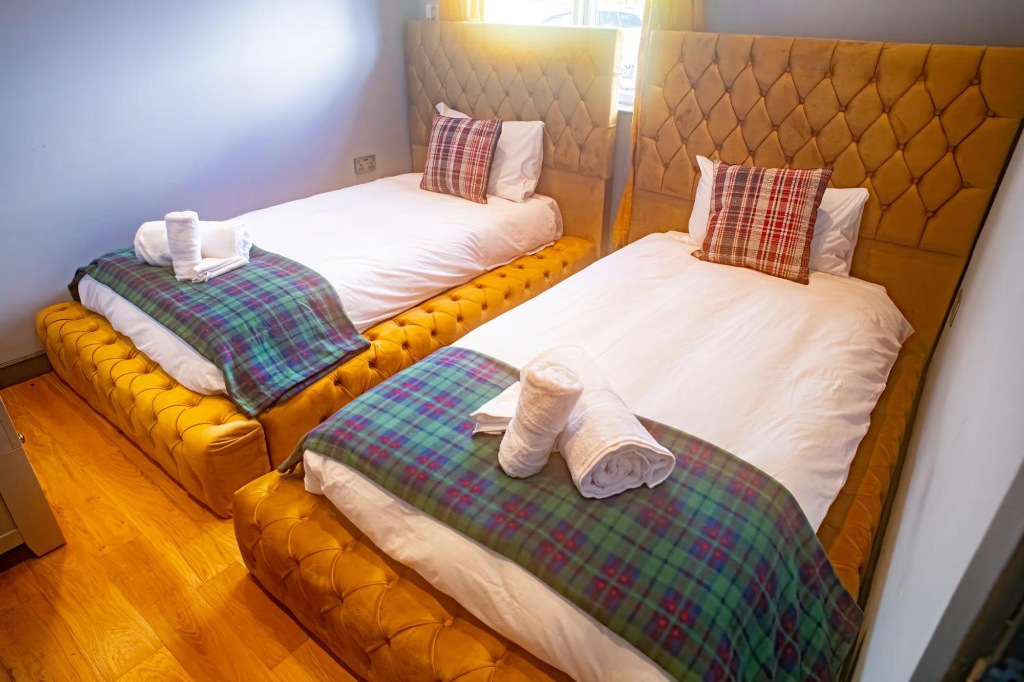 Luxury 4 Bedroom Cottage With Stunning Views Near Fairy Pools! Карбост Екстер'єр фото