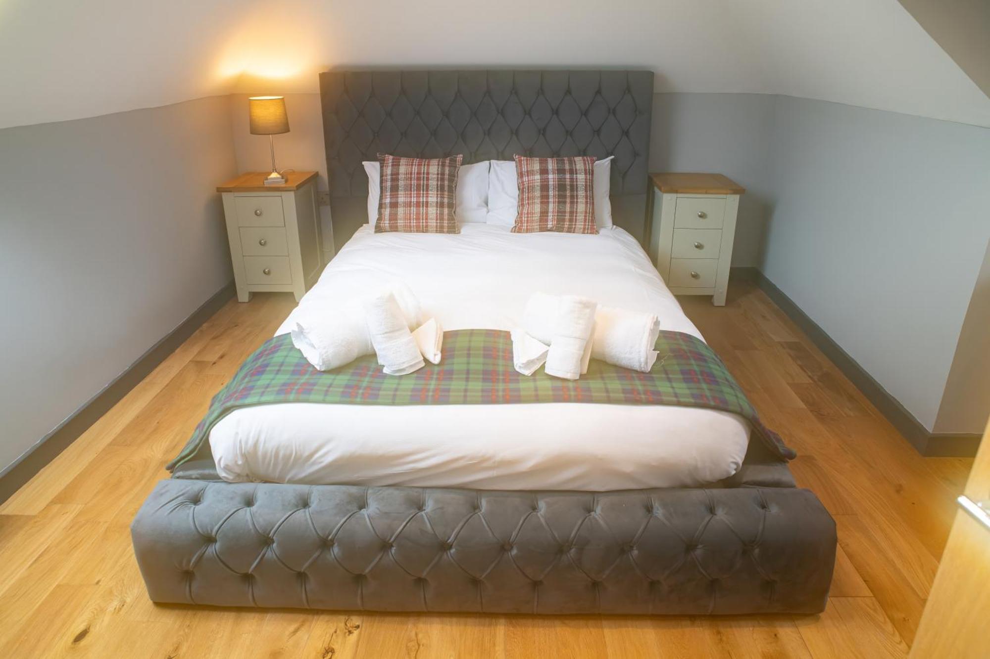 Luxury 4 Bedroom Cottage With Stunning Views Near Fairy Pools! Карбост Екстер'єр фото