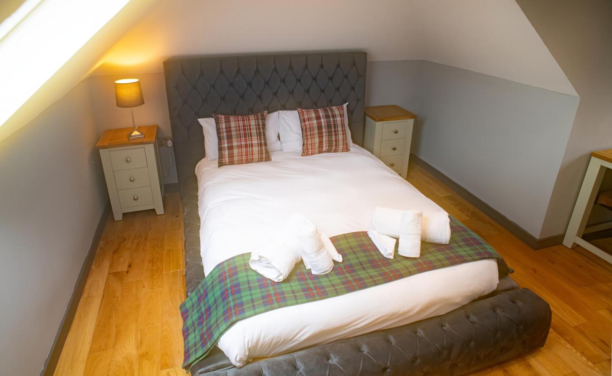 Luxury 4 Bedroom Cottage With Stunning Views Near Fairy Pools! Карбост Екстер'єр фото